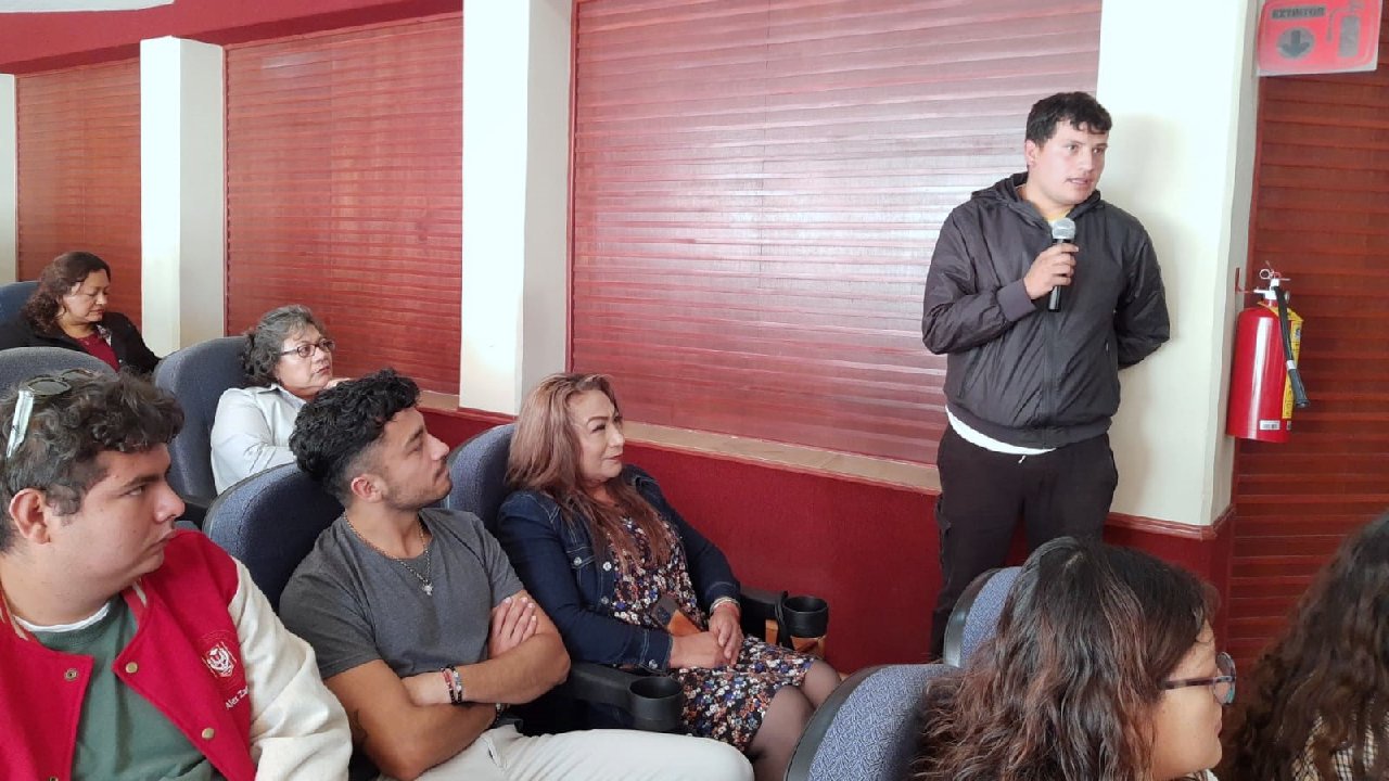 Comparten estudiantes de Colombia, España y México su experiencia de movilidad en la UATx