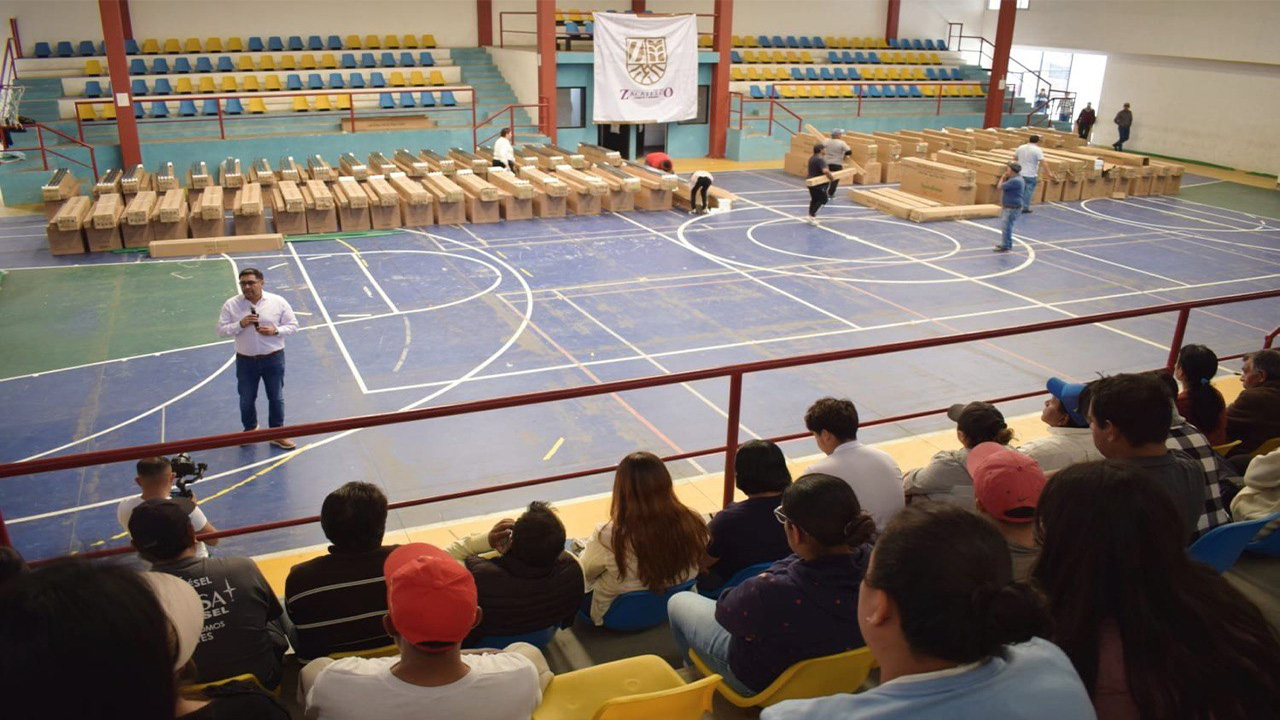 El Gobierno Municipal de Zacatelco entrega 61 calentadores solares para beneficiar la economía familiar