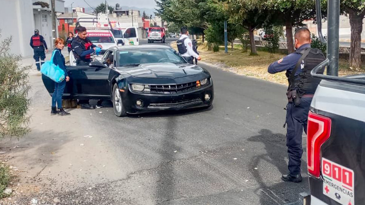 Protección civil de Huamantla asistió para traer al mundo a bebé al interior de un vehículo
