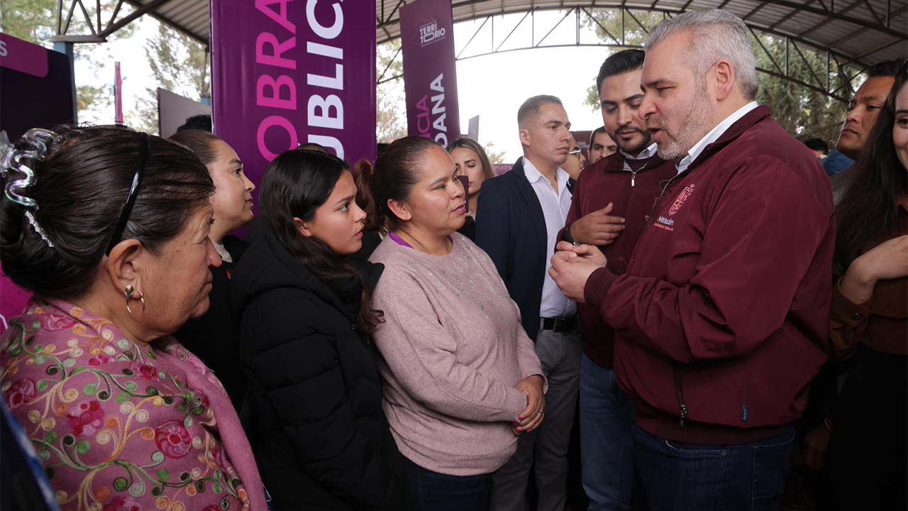 Bedolla dará seguimiento a propuestas ciudadanas para el desarrollo de Huandacareo