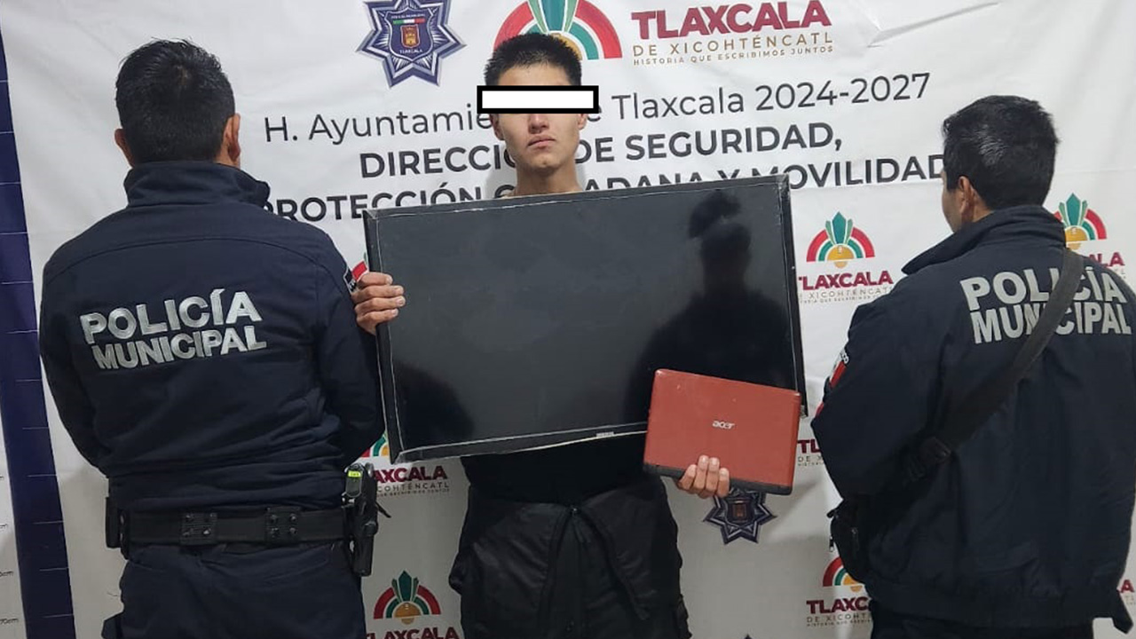 Detienen policías de Tlaxcala a presunto ladrón capturado por vecinos de Atempa
