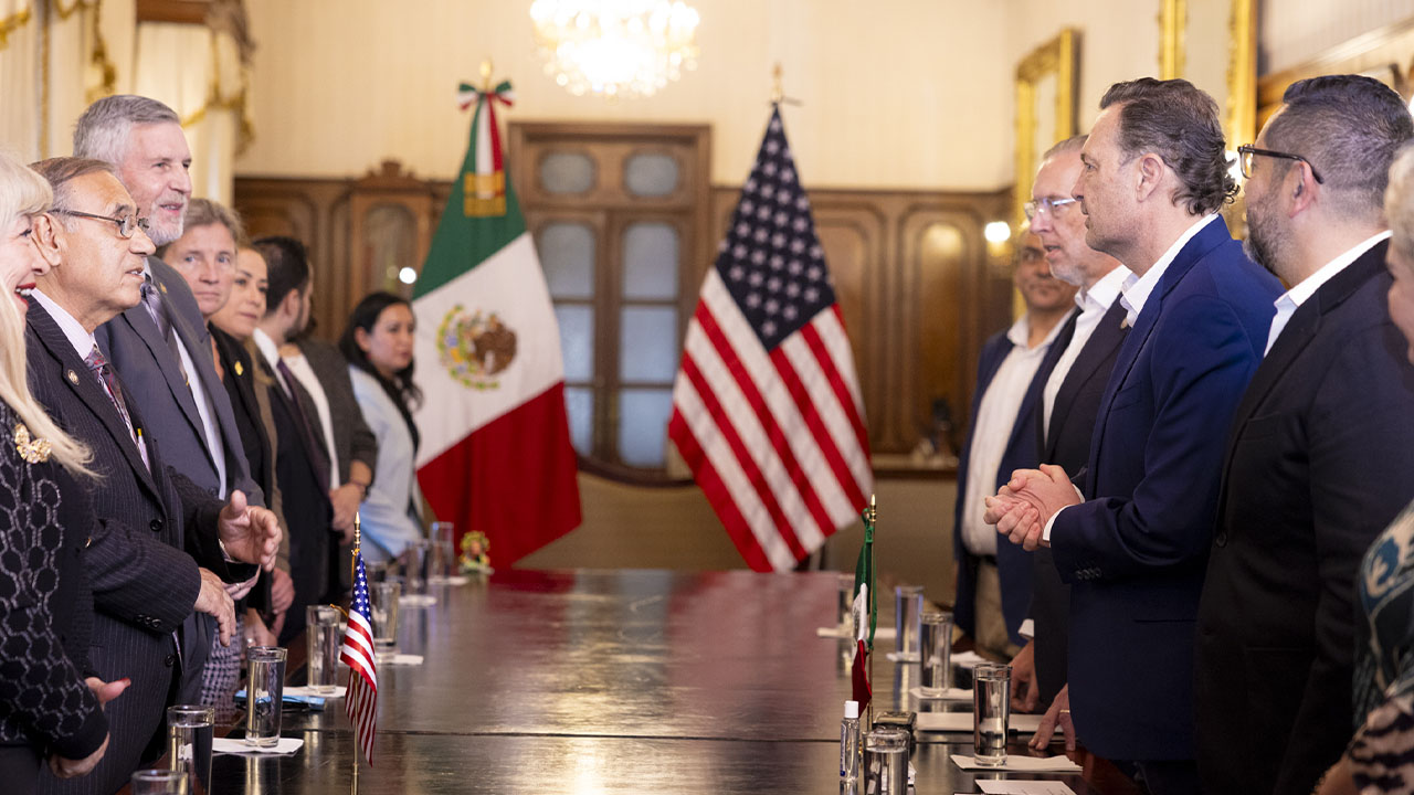 Querétaro y Laredo, Texas, fortalecen lazos en seguridad y economía