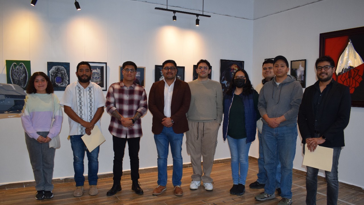 Cronista Municipal de Zacatelco inaugura la segunda exposición en la Galería “Domingo Arenas”.