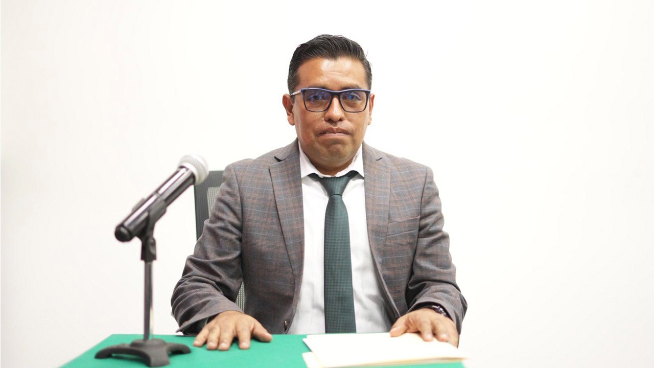 Designa Comisión de Puntos Constitucionales a Secretario Técnico