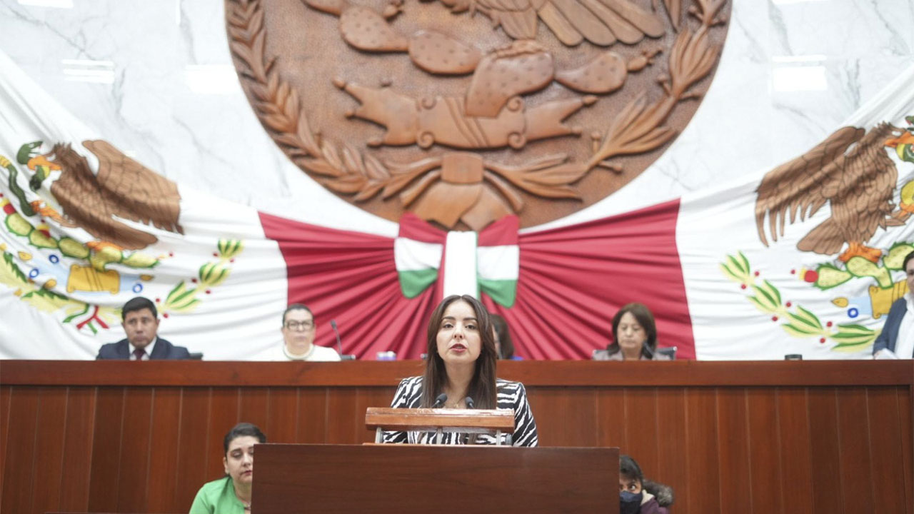 Presenta diputada Miriam Martínez iniciativa de reforma al Reglamento Interior del Congreso