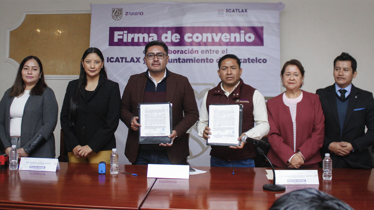 Zacatelco firma convenio con ICATLAX