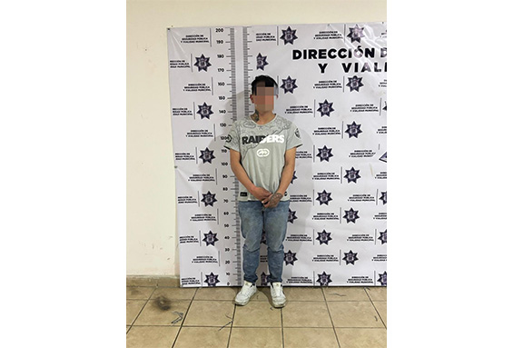 Detienen a presunto asaltante tras robo con violencia en OXXO de Zacatelco