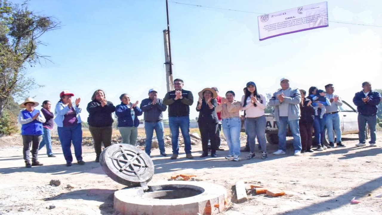 Avance en Zacatelco con la ampliación del drenaje sanitario en Nueva Esperanza Sur.