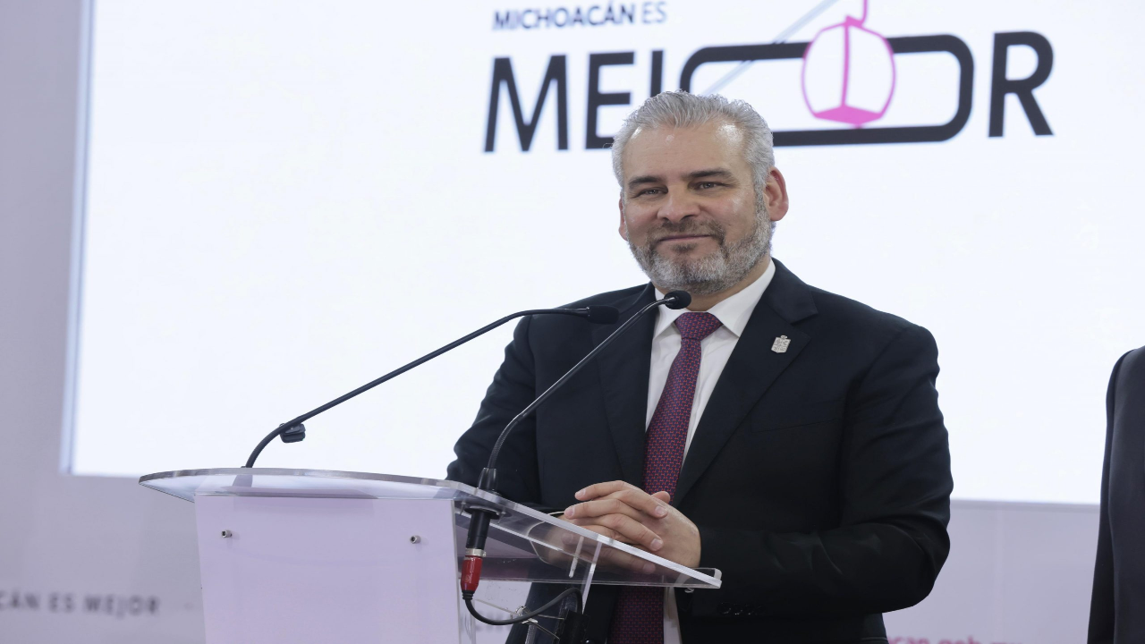 Recibe Gobierno estatal de Michoacán 251 proyectos para obras municipales y regionales