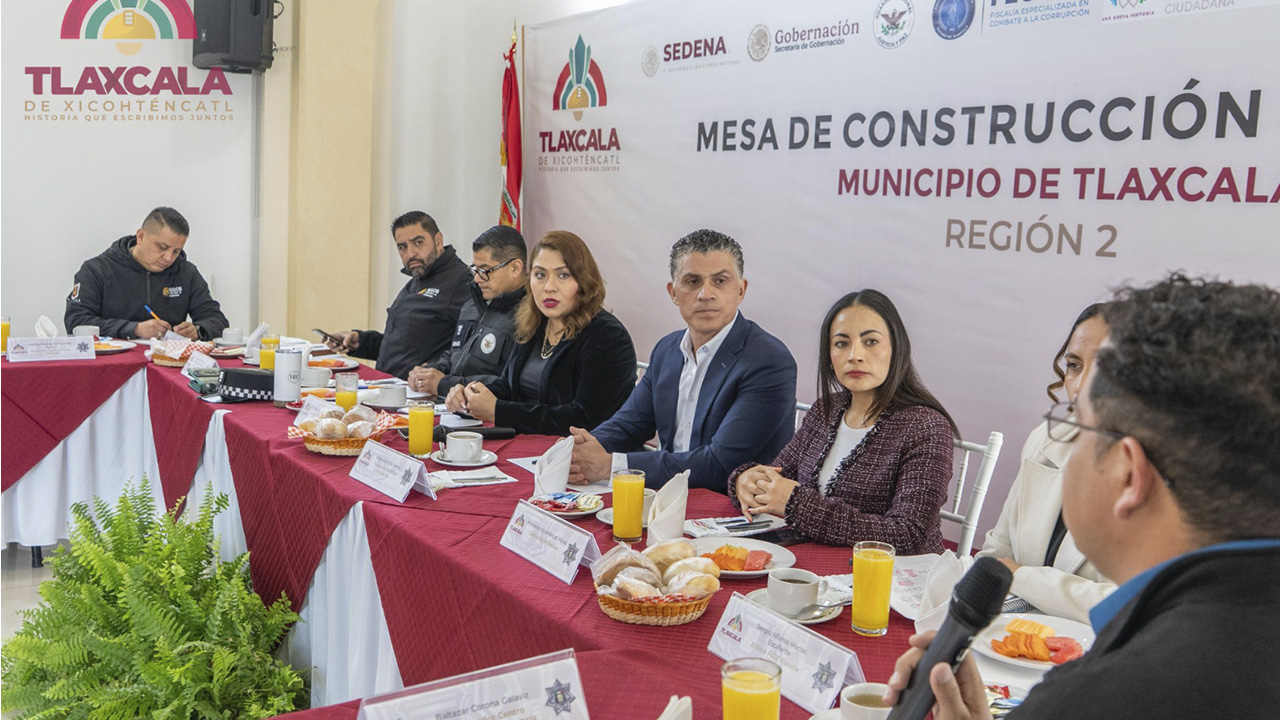Preside alcalde de Tlaxcala Alfonso Sánchez la Mesa para la Construcción de la Paz