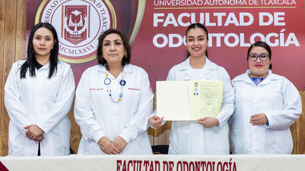 Odontología UATx celebra la entrega del acta profesional número dos mil