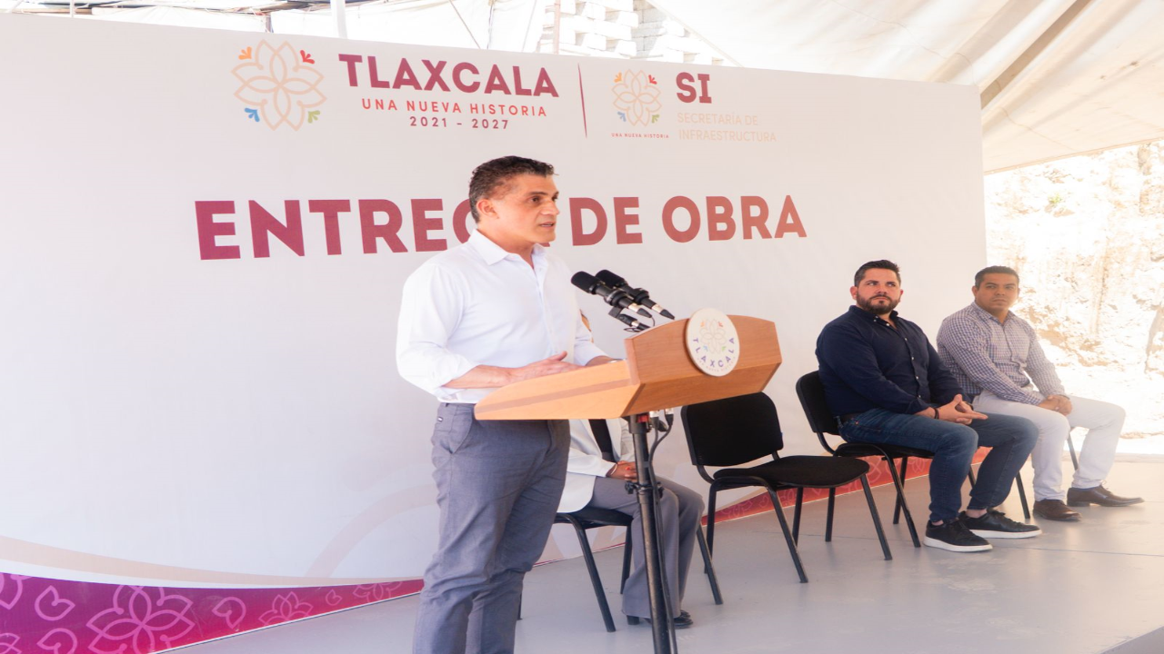 Entrega presidente Alfonso Sánchez primera etapa de rehabilitación de calles Mitla, Independencia y Zitlalpopocatl en Ocotlán