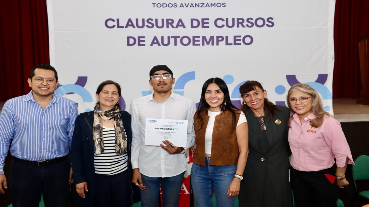 Capacita ST a personas con discapacidad en Querétaro
