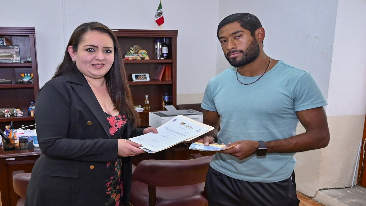 Respalda gobierno de Huamantla al velocista Daniel Alejandro Ortega de cara a su próxima competencia en Michoacán