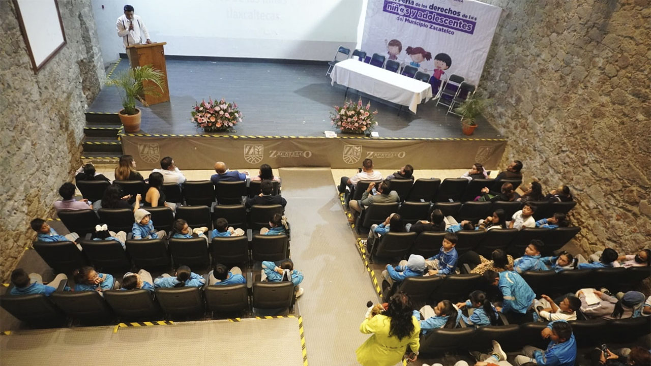 Zacatelco celebra la Primera Feria de los Derechos de Niñas, Niños y Adolescentes