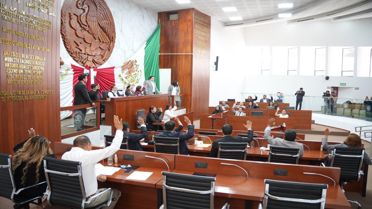 Diputados aprueban multas y cárcel a prestamistas