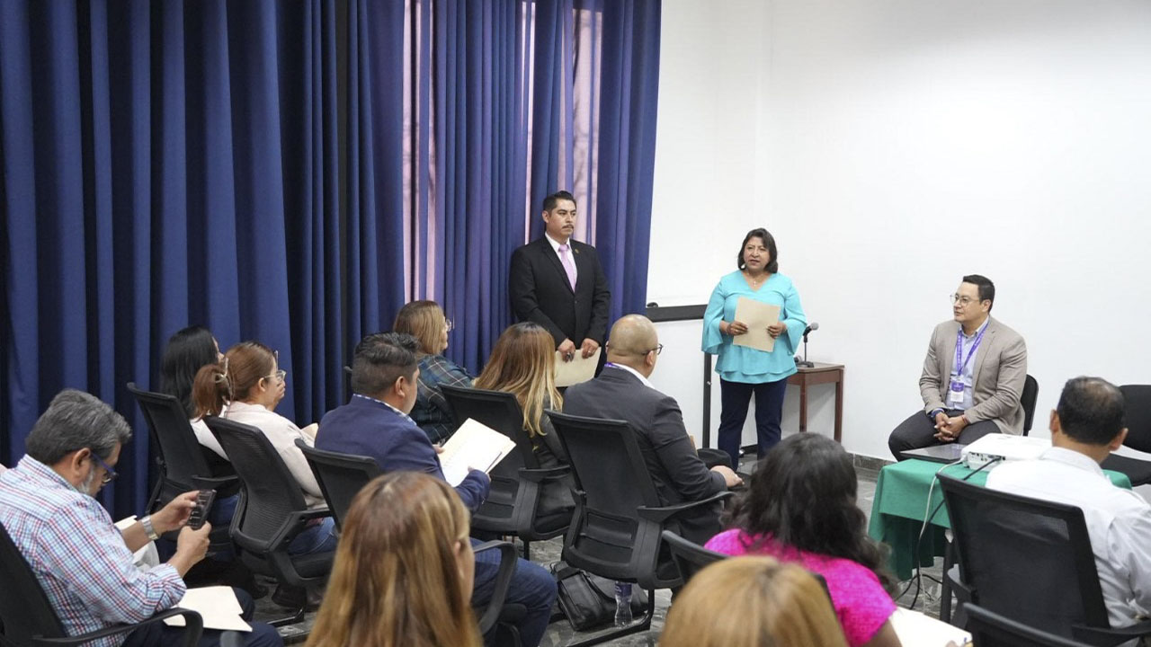 Preside diputada Engracia Morales reunión de trabajo con regidores comisionados en materia migratoria