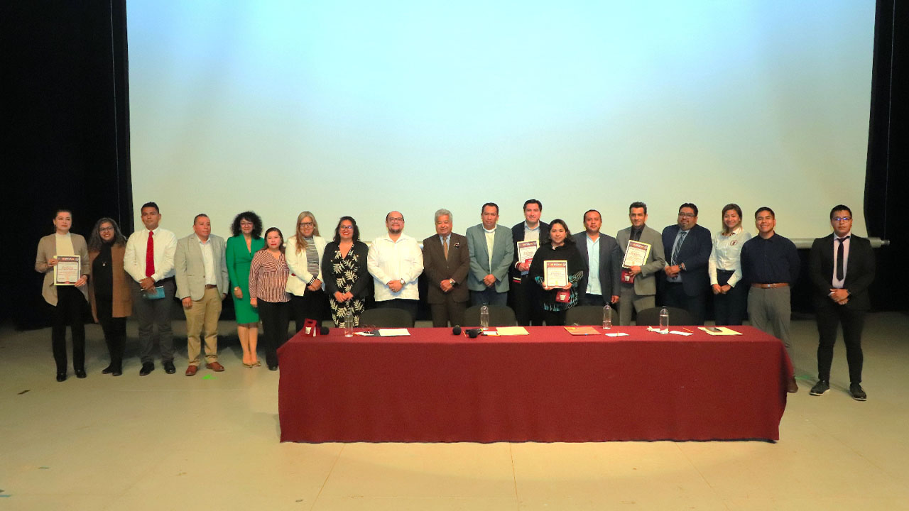 Presenta Ciencias de la Educación UATx su colección “Rutas Educativas Transdiciplinarias”