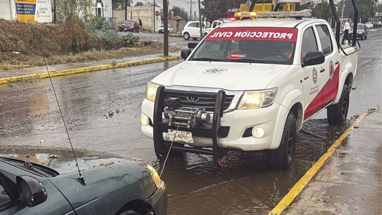 Activa Gobierno de Huamantla protocolos de emergencia tras fuerte lluvia