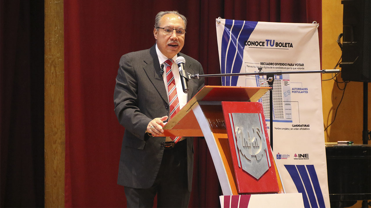 Concluyó en la UATx 1.er Seminario Permanente de Derecho Constitucional