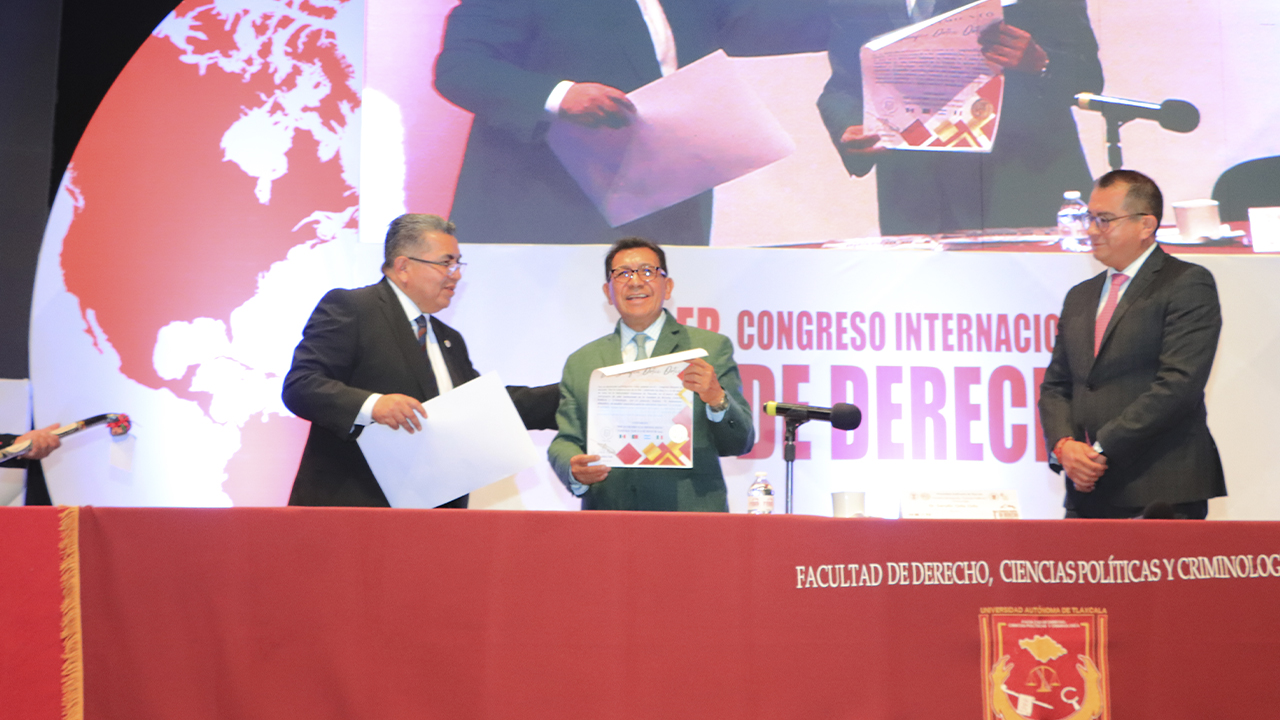 La UATx es sede del 1er. Congreso Mundial de Derecho “Por la construcción de la paz”