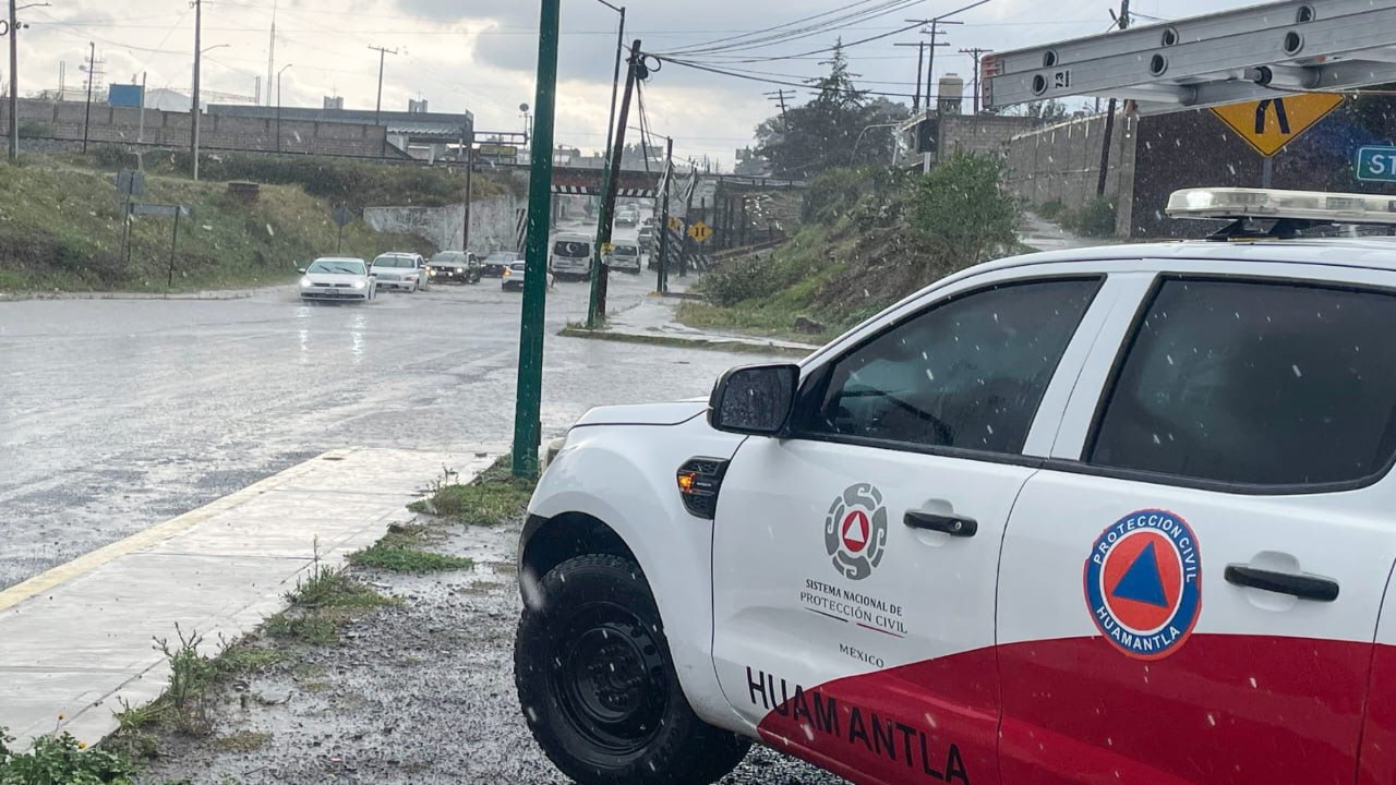 Atiende protección civil de Huamantla afectaciones menores tras fuerte lluvia vespertina