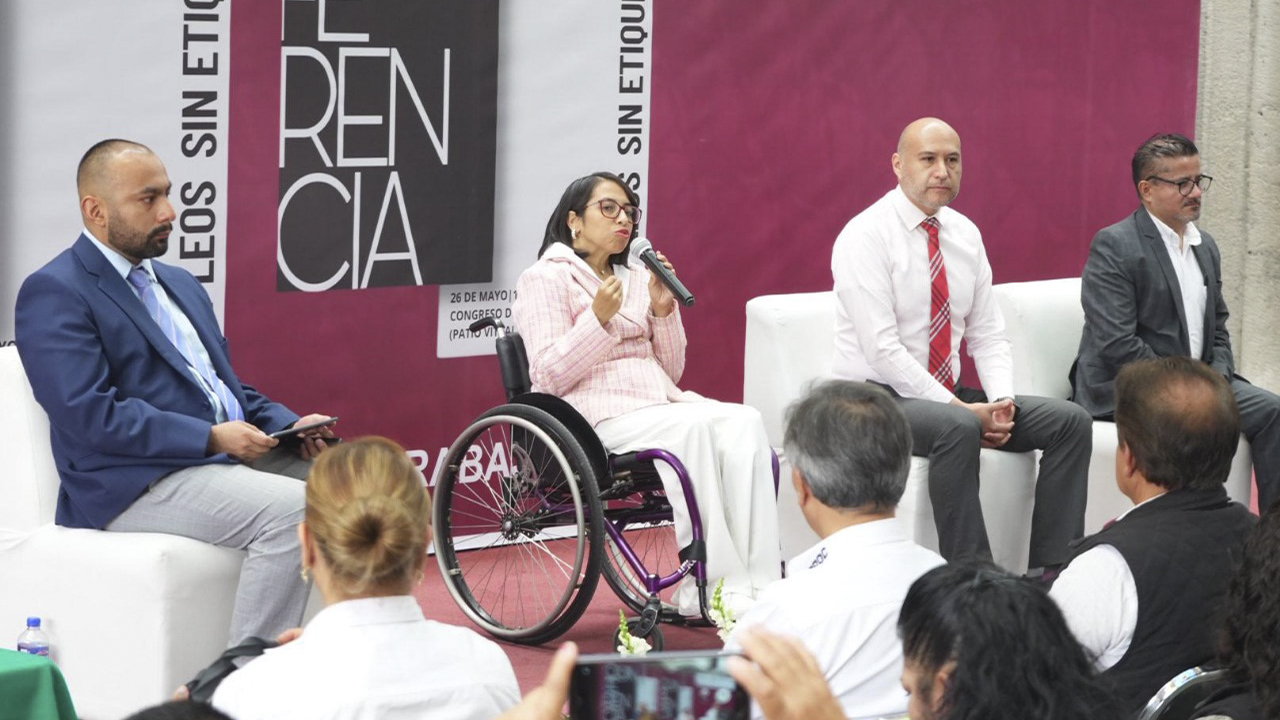 Impulsa Gabriela Hernández la inclusión laboral en Tlaxcala con foro