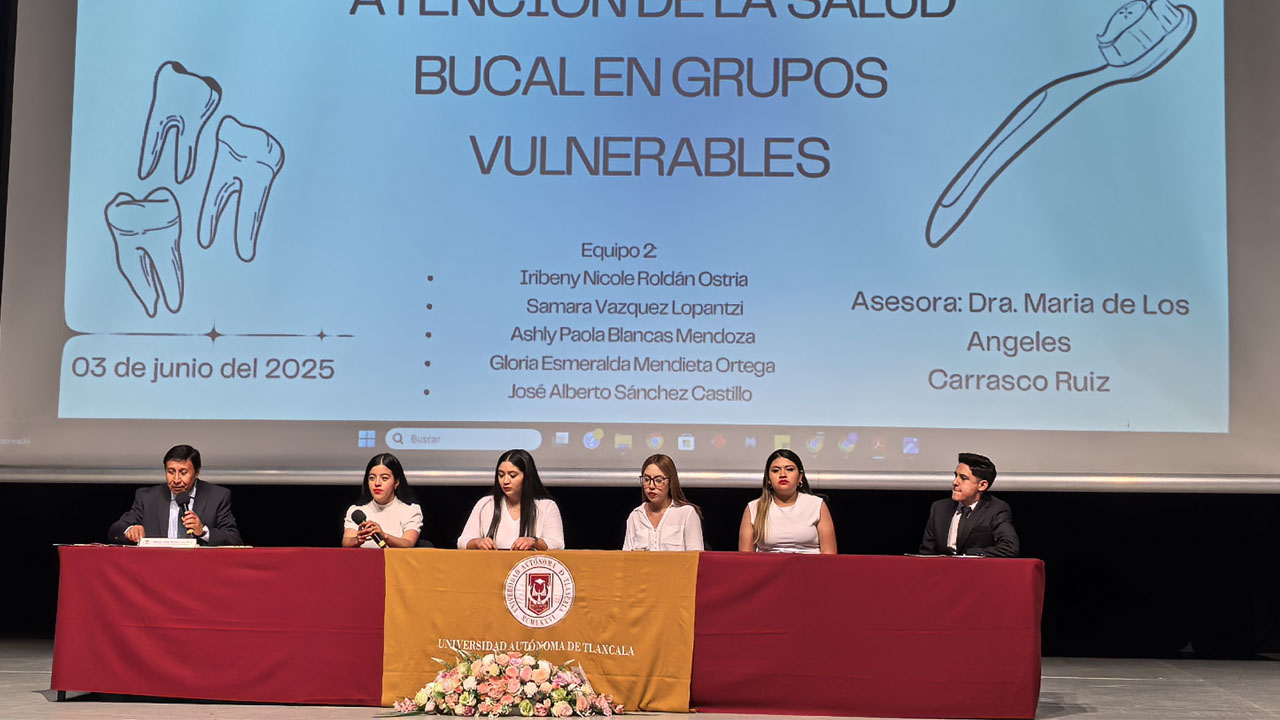 Exponen estudiantes de la UATx proyectos vinculados a la resolución de problemáticas sociales