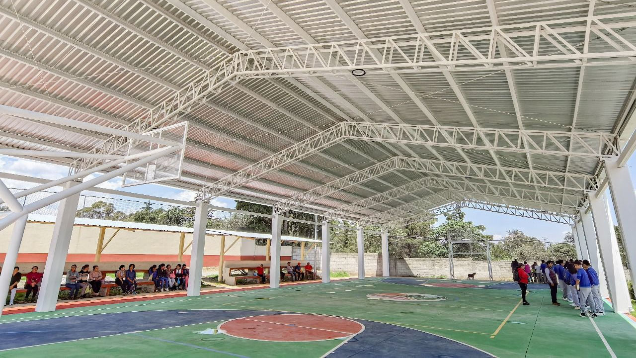 Hacemos equipo con la comunidad escolar de Huamantla para beneficiar a más estudiantes: salvador santos Cedillo