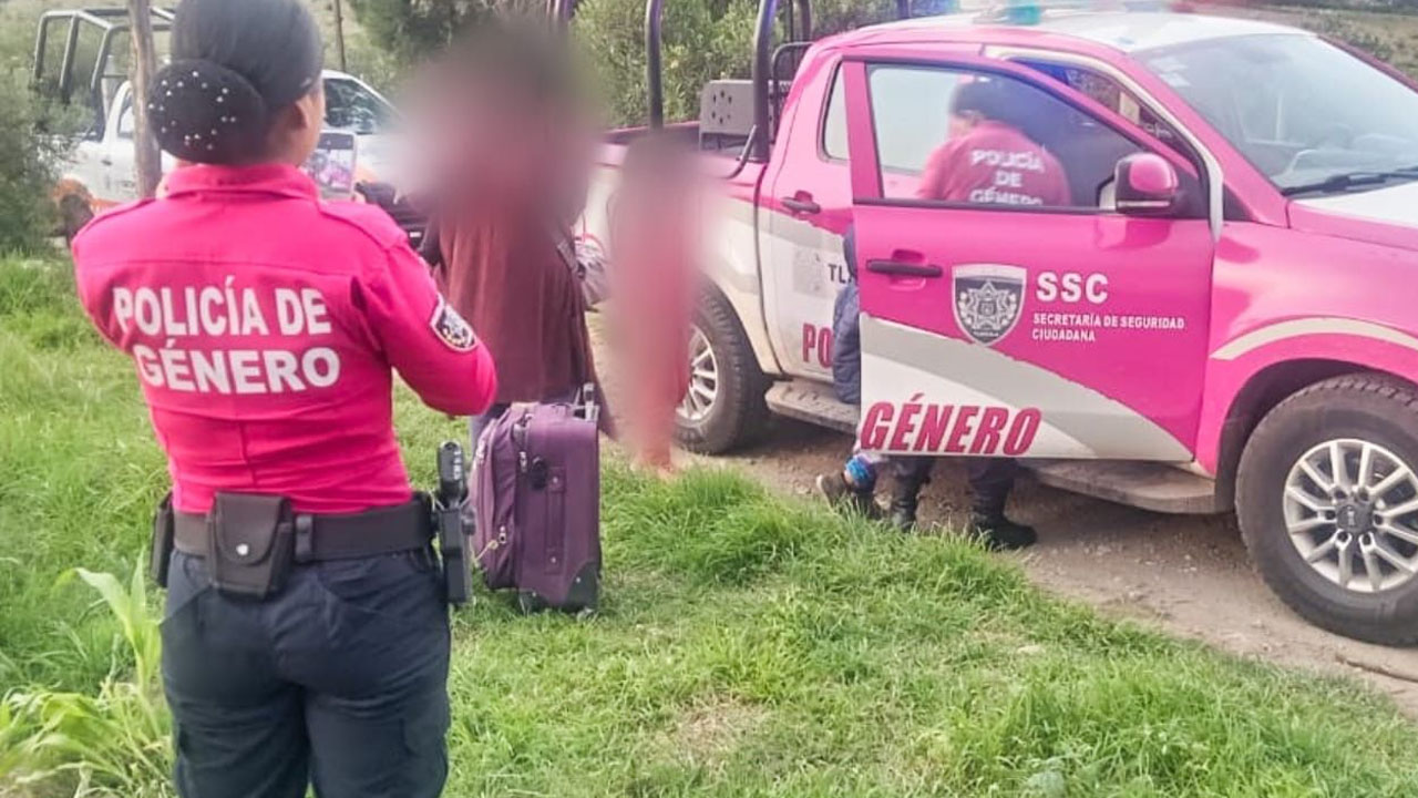 Acción coordinada entre la policía municipal y estatal de género atiende caso de violencia familiar en Huamantla