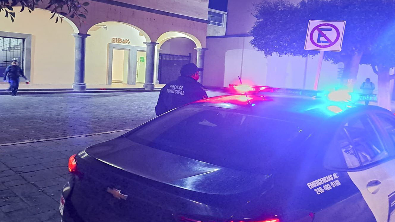 Refuerza policía capitalina vigilancia en zona bancaria de Tlaxcala para prevenir delitos