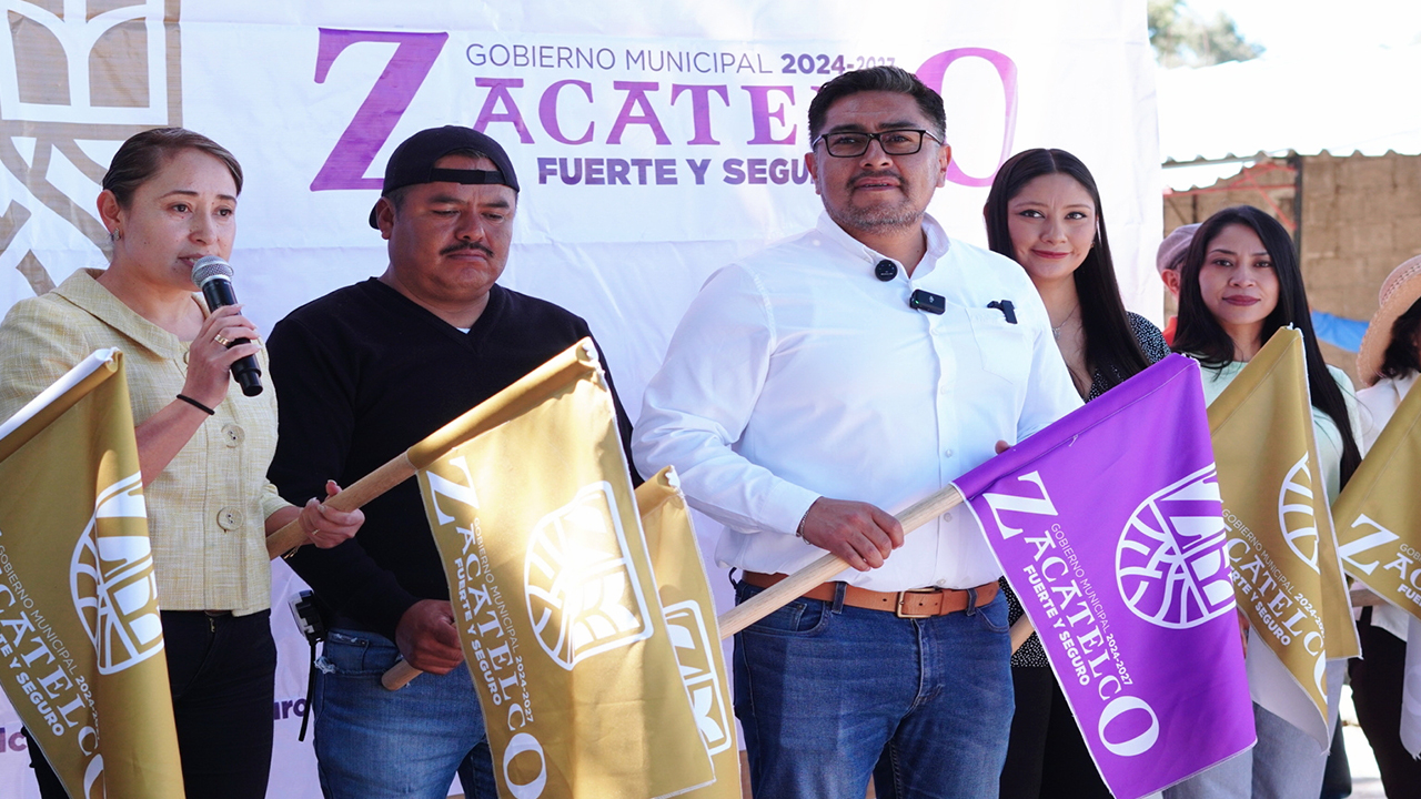Inician trabajos de drenaje y pavimentación en la Calle Tenochtitlán, Zacatelco