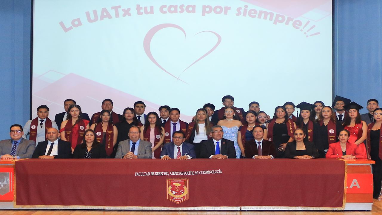 Concluye su formación nueva generación de abogados en la UATx