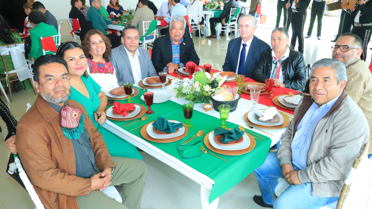 La libertad es el bastión que posibilita la libertad de los pueblos: Rector de la UATx