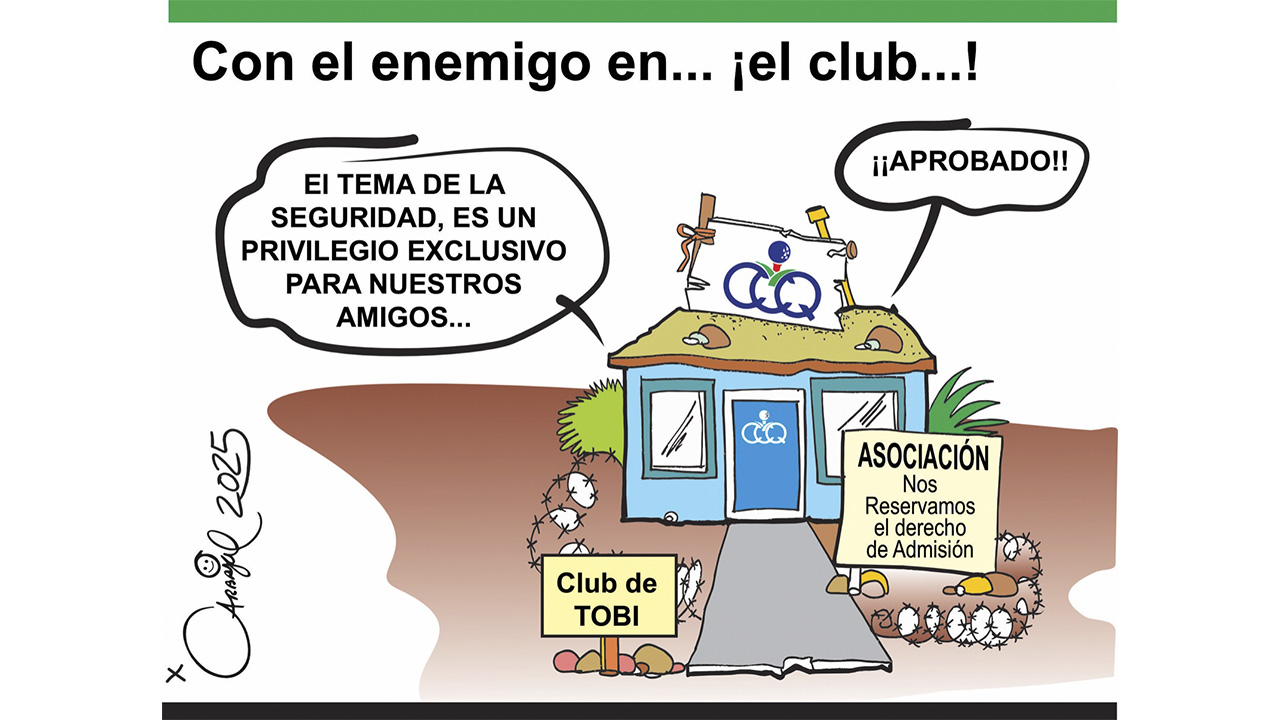 Con el enemigo en.. el club!