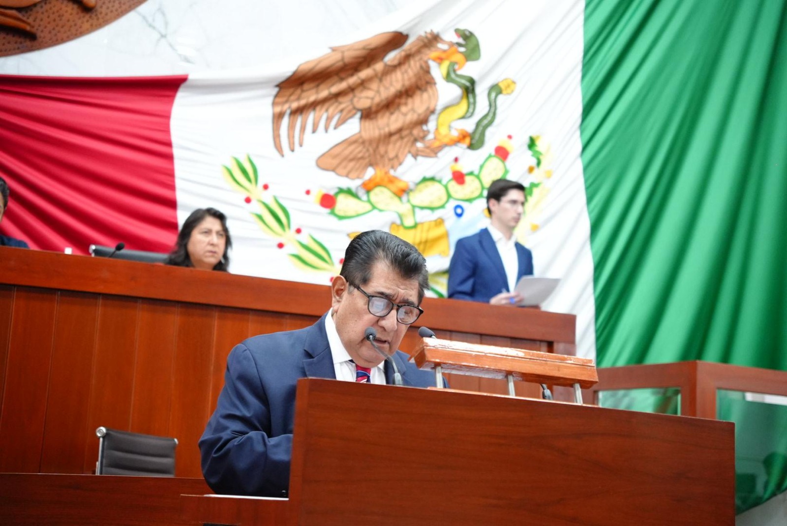 Propone diputado Héctor Ortiz uso cultural de inmueble en Plaza Bicentenario