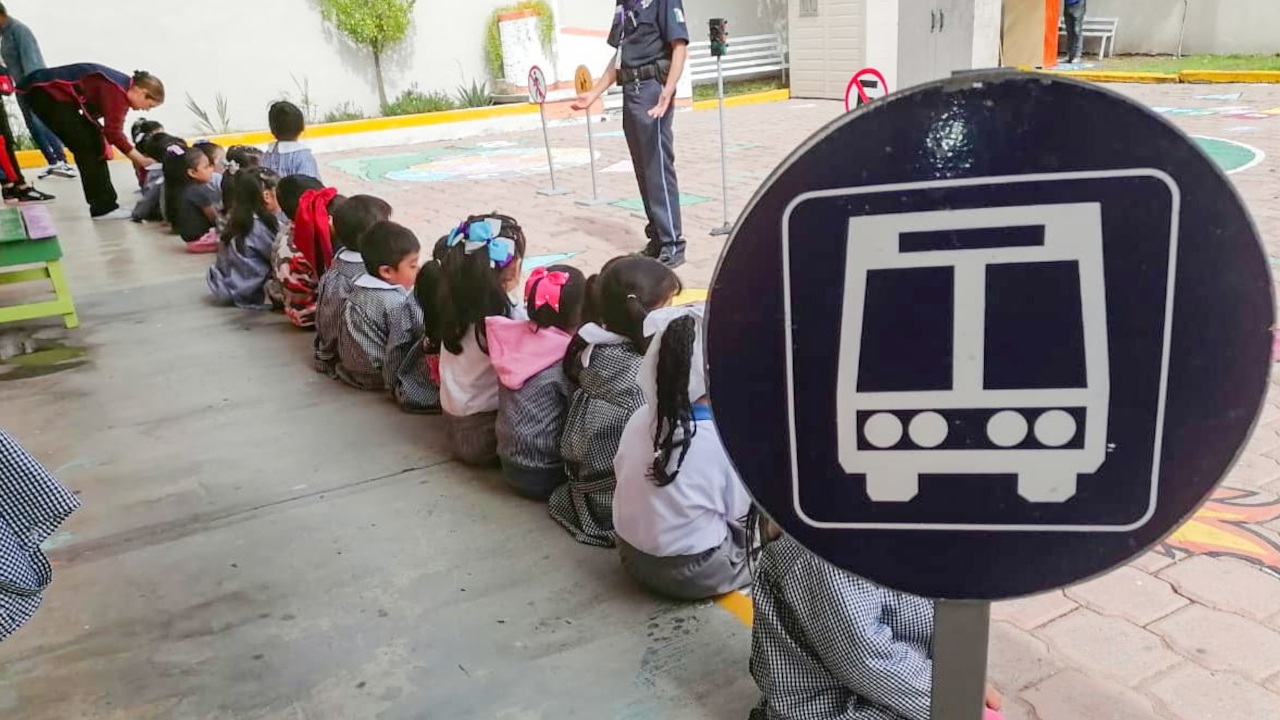 Policía municipal de Tlaxcala fomenta la cultura de la prevención entre niñas y niños de san Hipólito Chimalpa