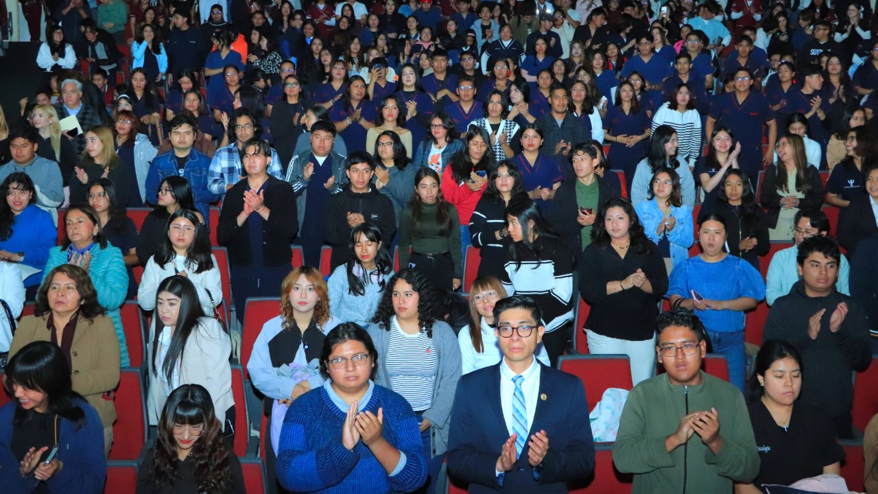 La UATx impulsa el diálogo académico en torno a los 500 años de la capital