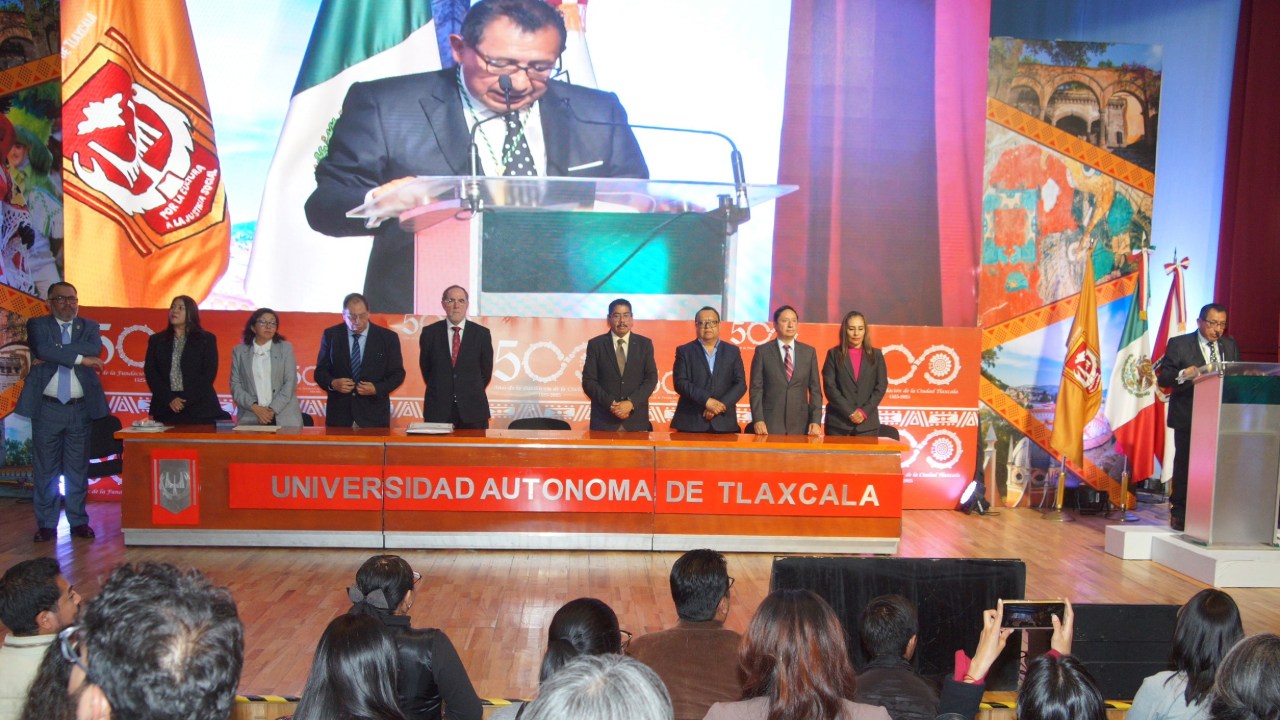 Concluyó el 𝐂𝐨𝐧𝐠𝐫𝐞𝐬𝐨 𝐈𝐛𝐞𝐫𝐨𝐚𝐦𝐞𝐫𝐢𝐜𝐚𝐧𝐨 a propósito de los 𝟓𝟎𝟎 𝐚𝐧̃𝐨𝐬 𝐝𝐞 𝐥𝐚 𝐟𝐮𝐧𝐝𝐚𝐜𝐢𝐨́𝐧 𝐝𝐞 𝐥𝐚 𝐂𝐢𝐮𝐝𝐚𝐝 𝐝𝐞 𝐓𝐥𝐚𝐱𝐜𝐚𝐥𝐚