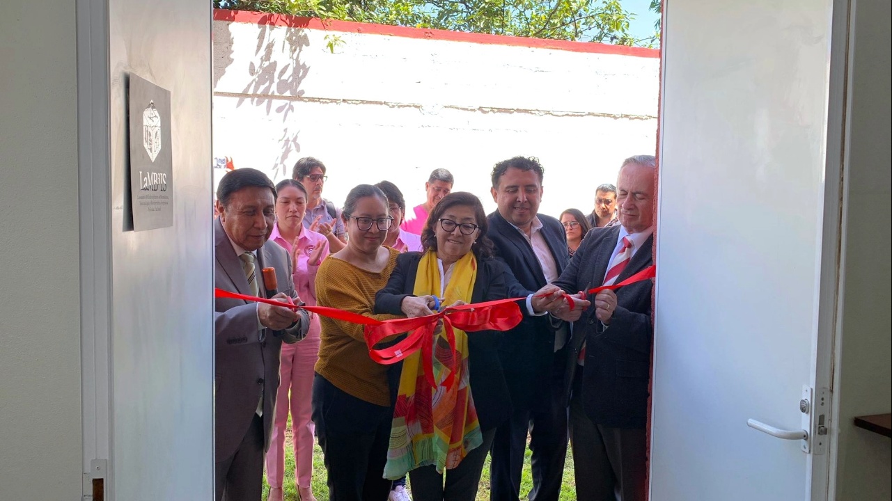 Ciencias de la Salud UATx inaugura Laboratorio Multidisciplinario en Biomedicina, Biotecnología y Bioinformática