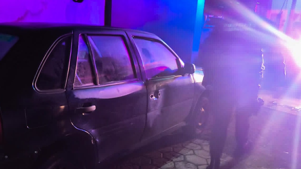 Defiende Policía Municipal a capitalinos de banda de robacoches