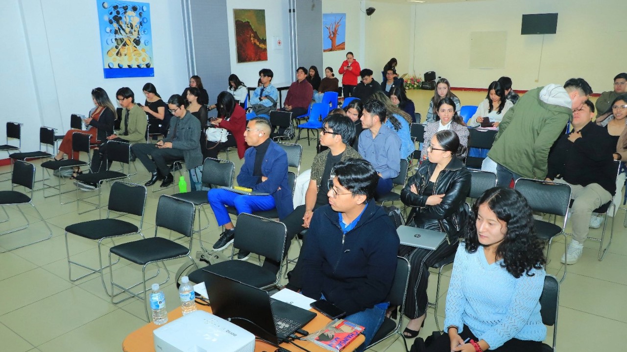 Estudiantes de Psicología UATx exponen proyectos que buscan impactar en la convivencia basada en valores y paz social