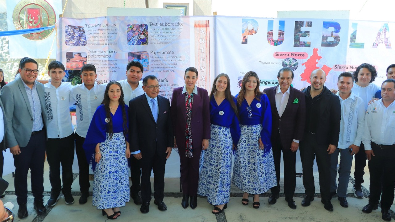 Rector de la UATx y Secretaria de Turismo Federal inauguraron “Cuarta expo de turismo gastronómico nacional, región centro”