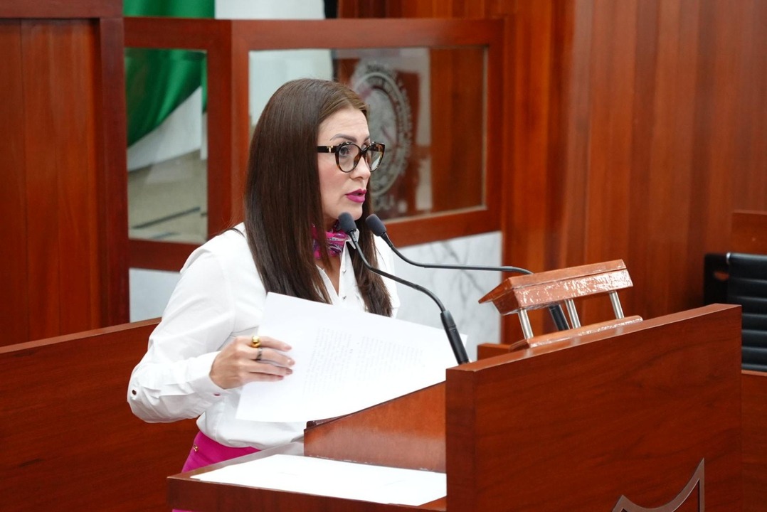 Propone Reyna Flor Báez fortalecer las condiciones de seguridad en planteles educativos mediante normativa para la revisión de mochilas