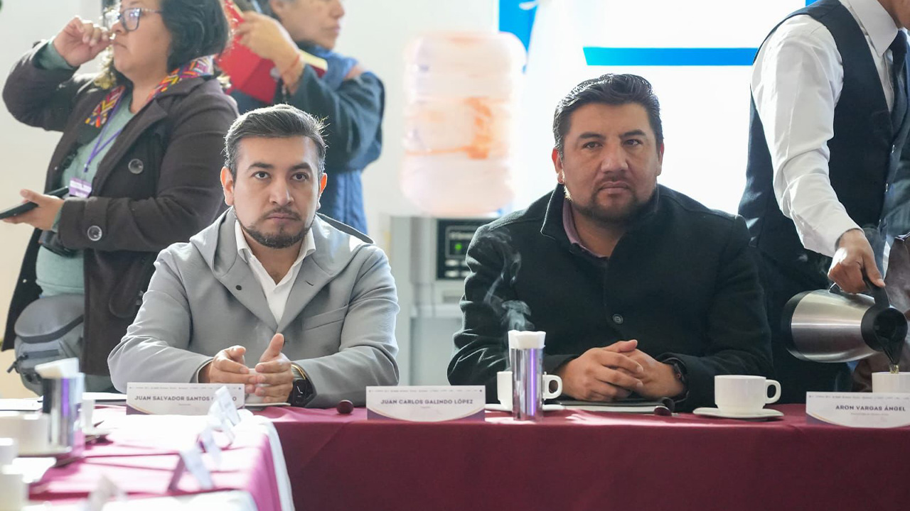 Salvador santos acude a mesa interregional para fortalecer la seguridad en Huamantla