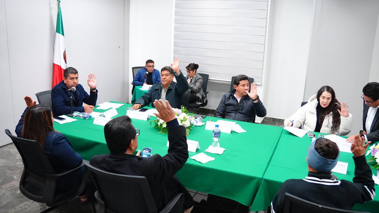 Comisión de Puntos Constitucionales, Gobernación y Justicia, y Asuntos Políticos aprueba dictámenes sobre patrimonio municipal y acuerdos legislativos