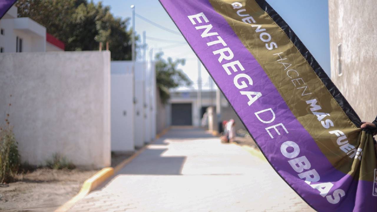 Entrega obra en sección quinta de Zacatelco edil Acatzi Luna