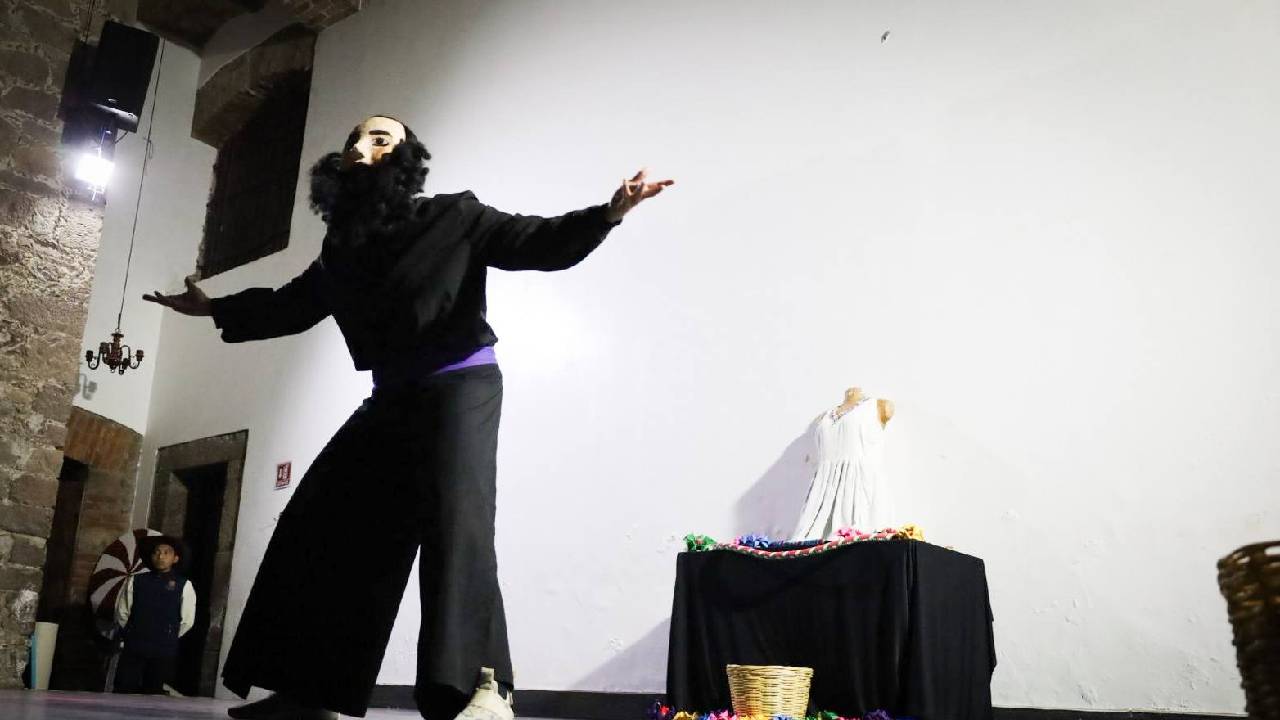 Presentan en Zacatelco la obra “A las faldas de La Malinche” en el marco del Día Internacional de la Mujer