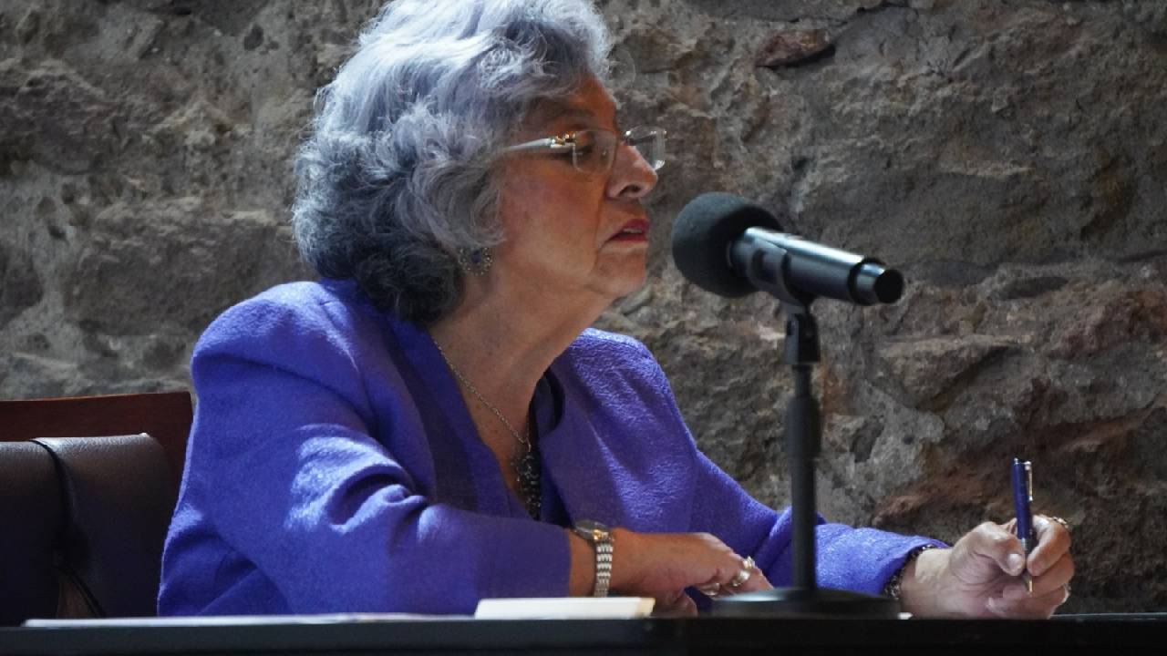 Periodista feminista Sara Lovera realiza gran conferencia en Zacatelco