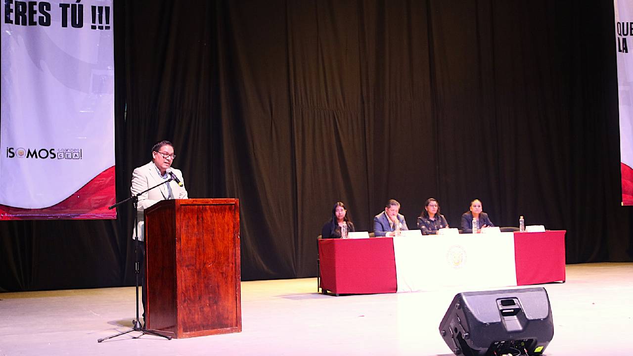 FCEA celebra con foro académico el Día del Negociador Internacional